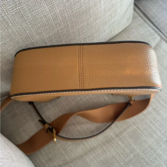 Tory Burch Thea Convertible crossbody bag like new - Picture 7 of 17